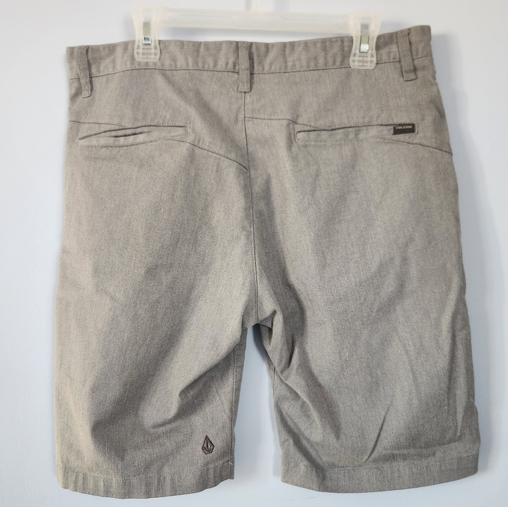 Volcom Shorts - Picture 2 of 4